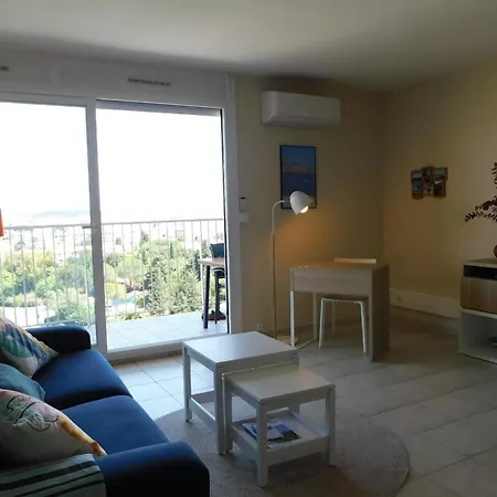 Cosy Air-conditioned T2 Ambroisie With Sea View Apartmán Antibes